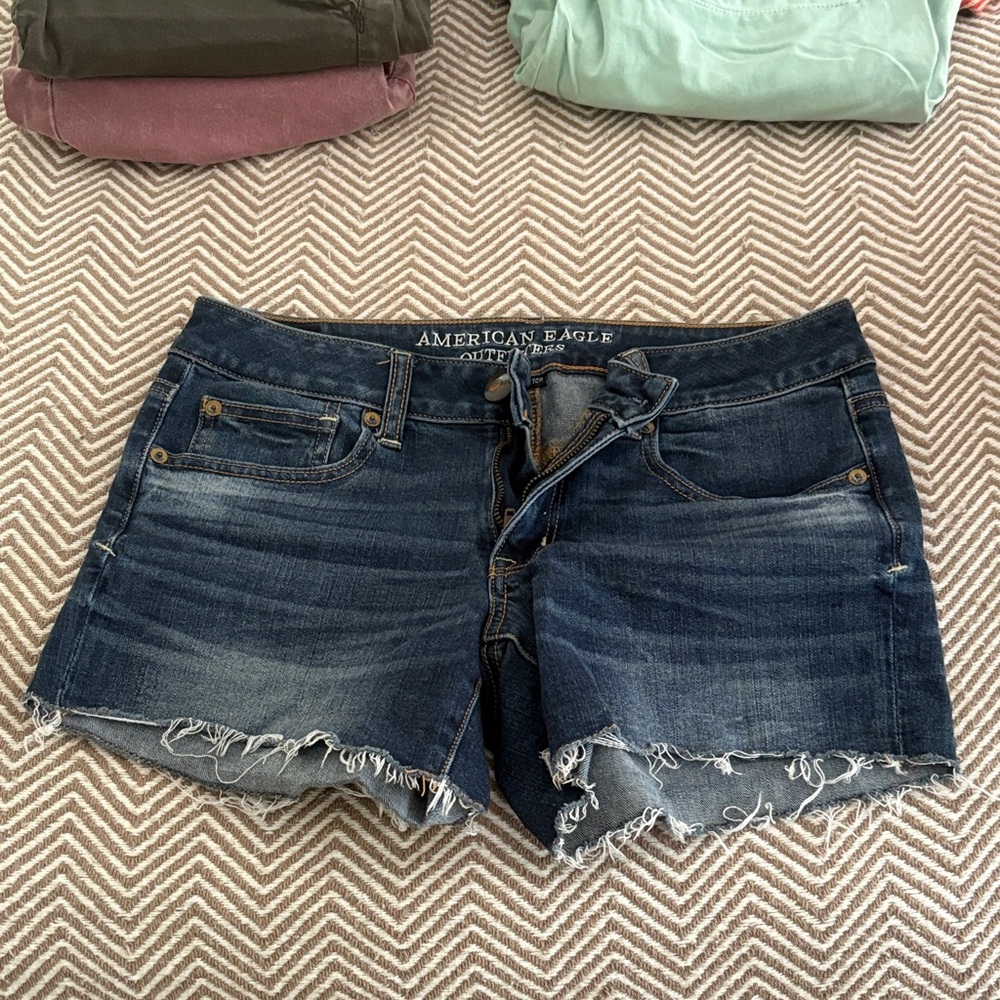American Eagle Outfitters Dark Indigo Frayed Denim Cutoff Shorts